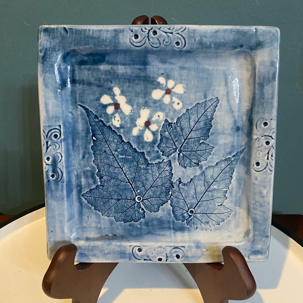 Peter and Fran Wolstenholme P&FW Courtmacsherry Ireland Art Pottery 7” Plate